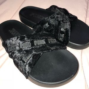 PINK velvet slides